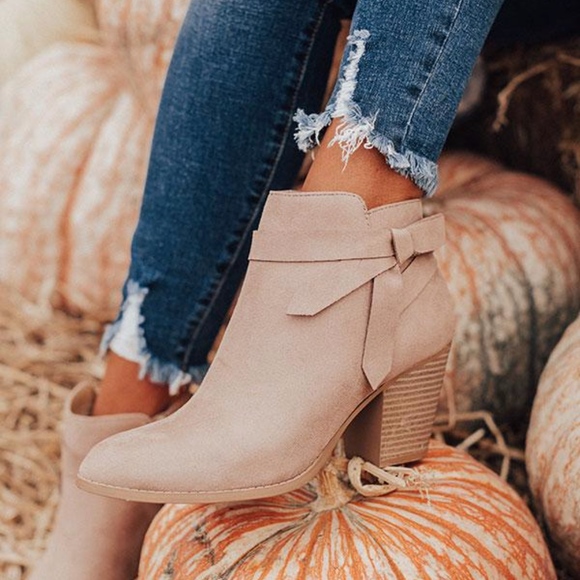 WANDERLUST Ankle Booties - TAUPE - Picture 6 of 7